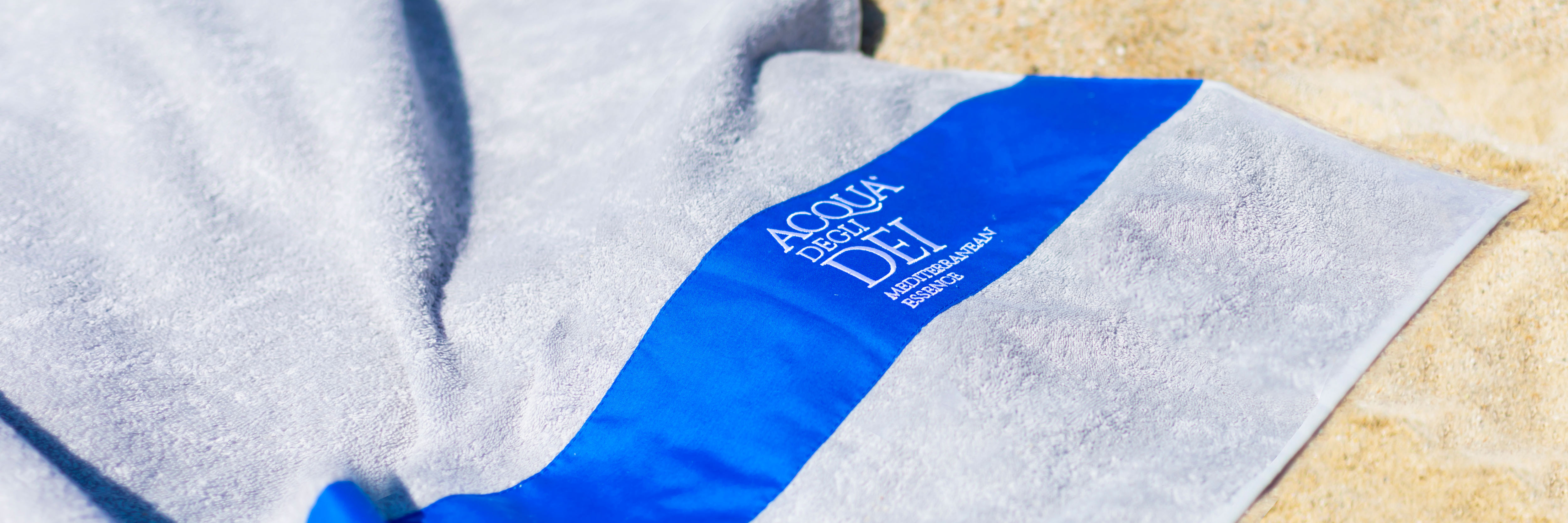 Textiles Acqua degli Dei: beach towel and tshirts Mediterranean Essence